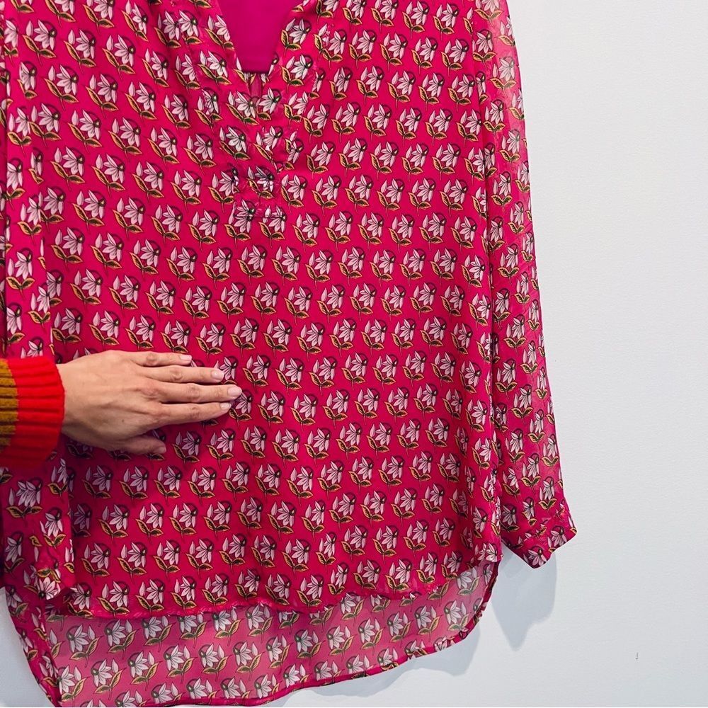 DVF 💯 Silk Blouse - Picture 9 of 12
